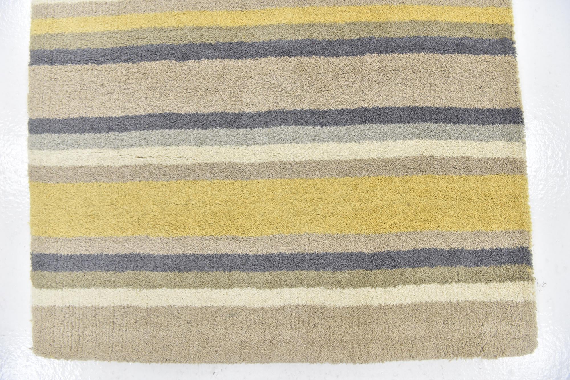 2' 9 x 4' 10 Luna Wool Rug