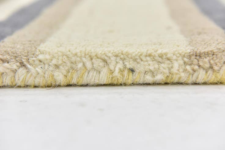 Detail image of 2' 9 x 4' 10 Luna Wool Rug