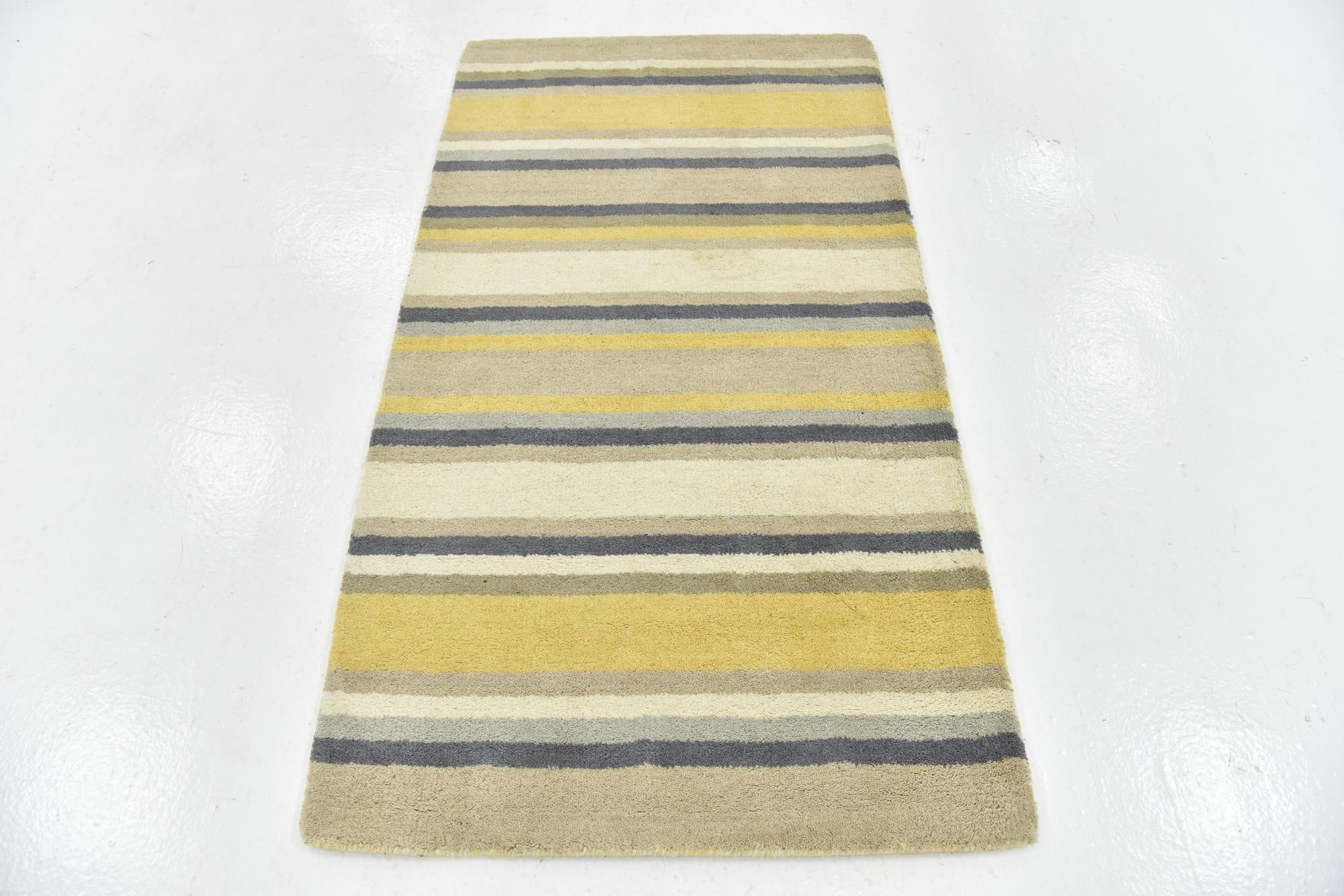 2' 8 x 4' 10 Luna Wool Rug