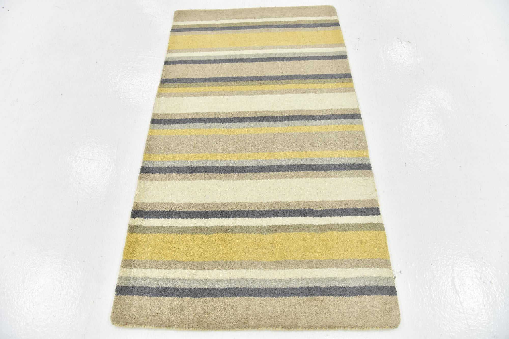2' 9 x 4' 10 Luna Wool Rug