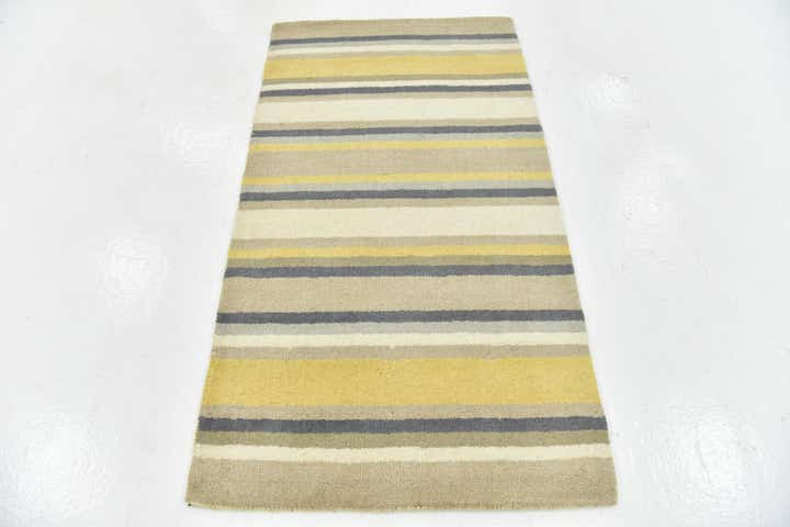 2' 8 x 4' 10 Luna Wool Rug
