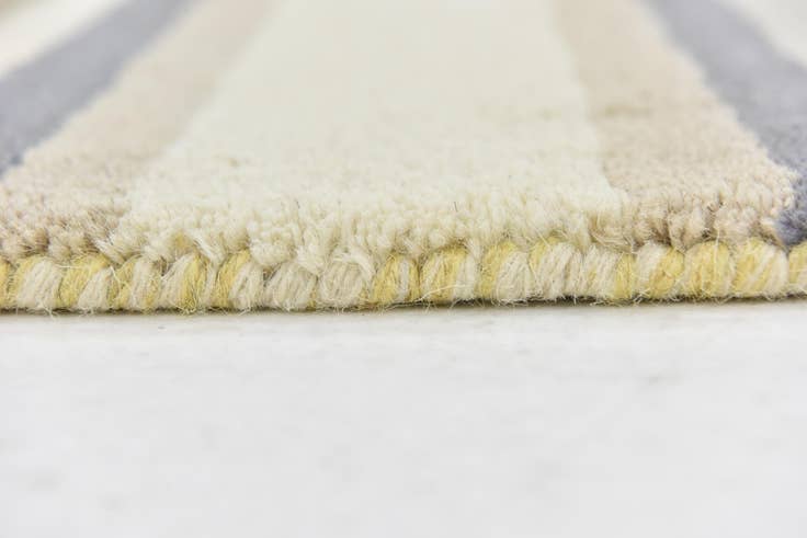 Detail image of 2' 8 x 4' 10 Luna Wool Rug