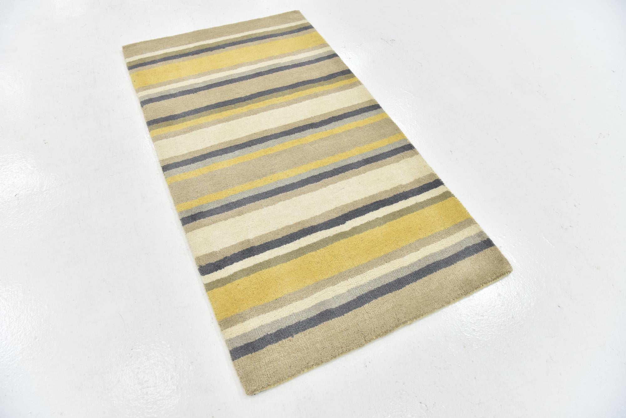 2' 8 x 5' Luna Wool Rug