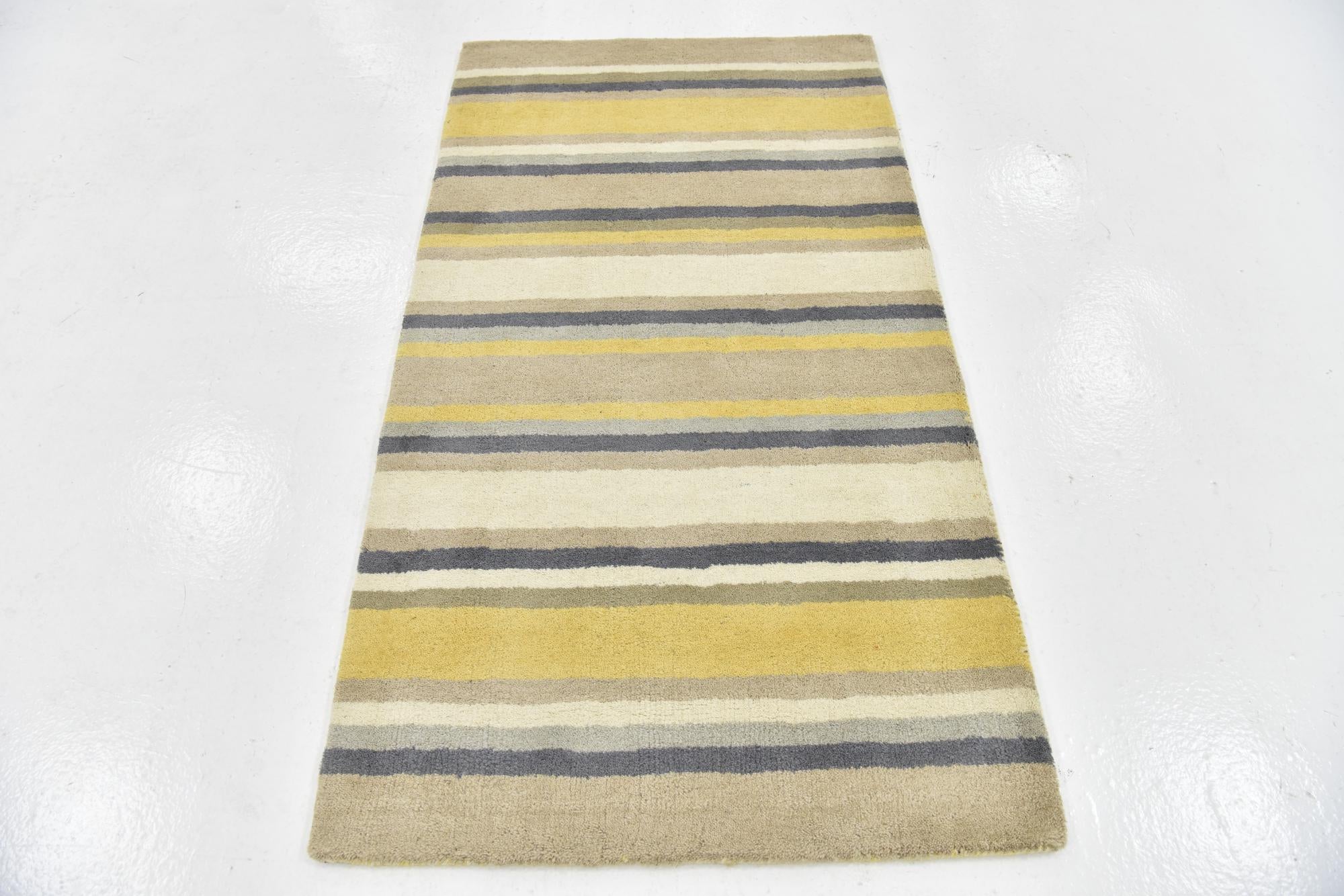 2' 8 x 5' Luna Wool Rug