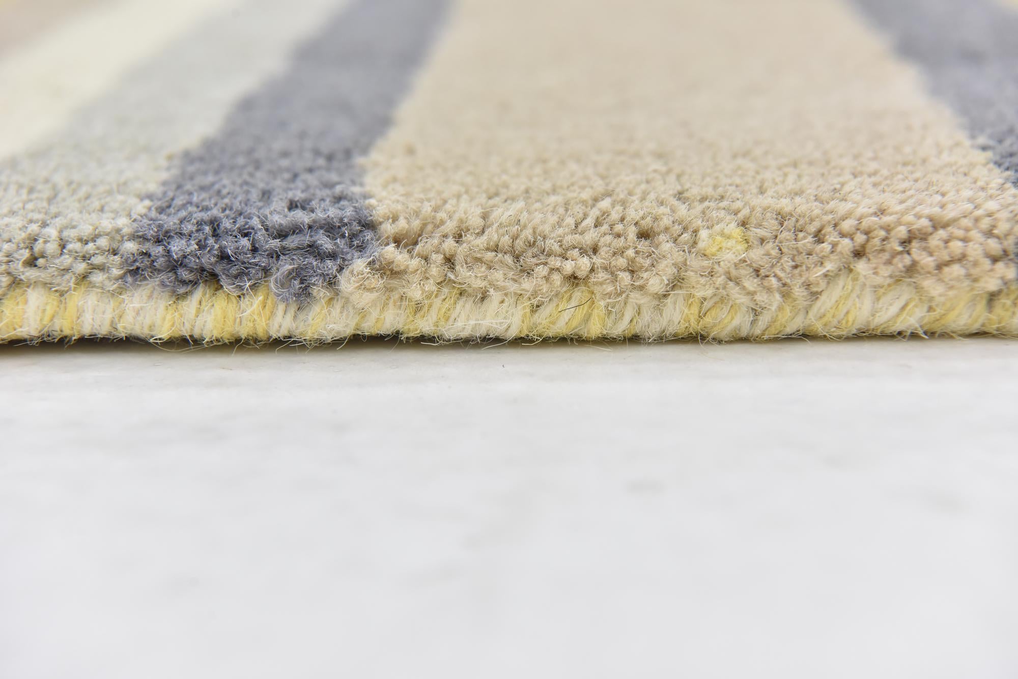 2' 8 x 5' Luna Wool Rug