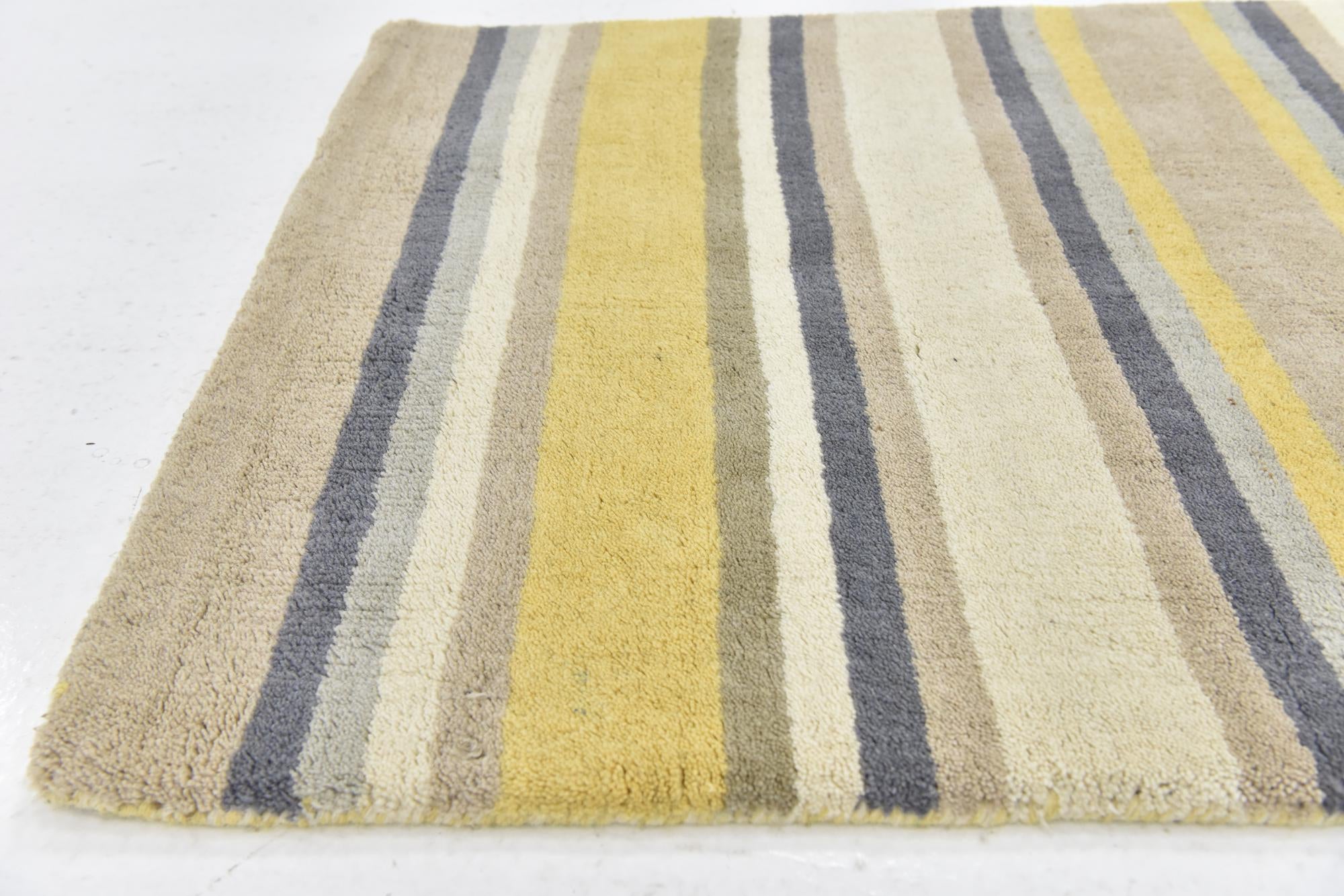 2' 8 x 4' 10 Luna Wool Rug