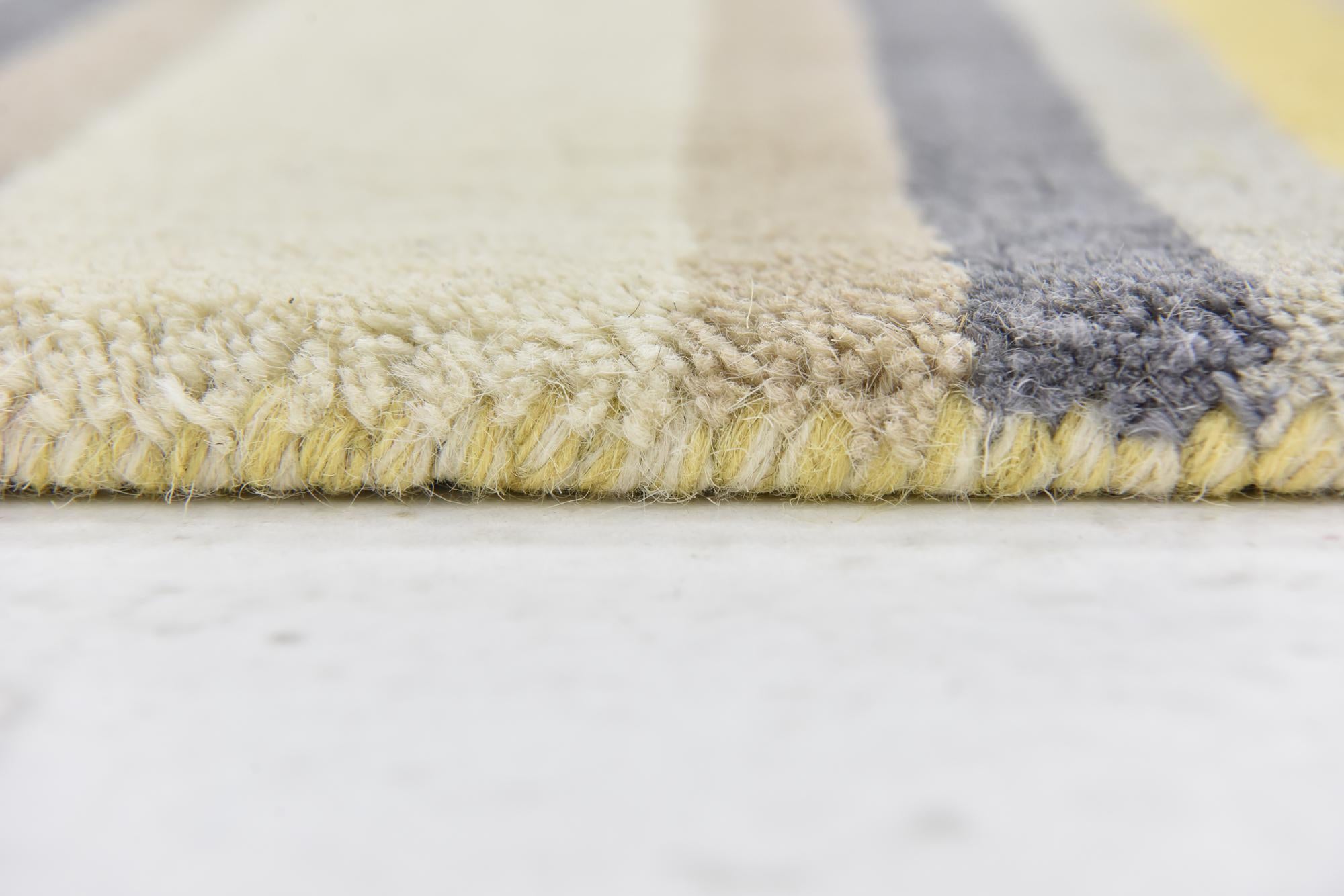 2' 8 x 4' 10 Luna Wool Rug