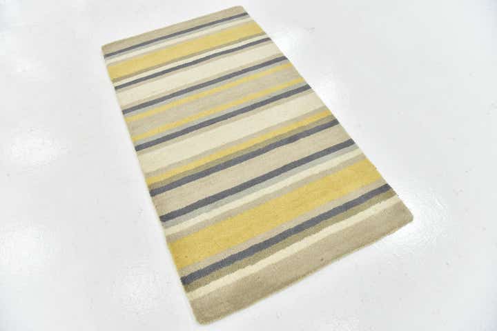 2' 8 x 4' 10 Luna Wool Rug
