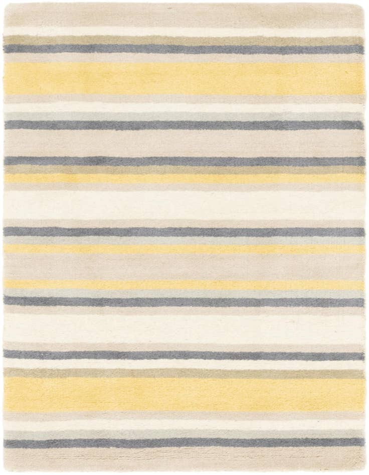 Detail image of 2' 8 x 4' 10 Luna Wool Rug