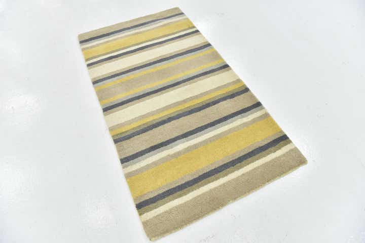 2' 8 x 4' 10 Luna Wool Rug