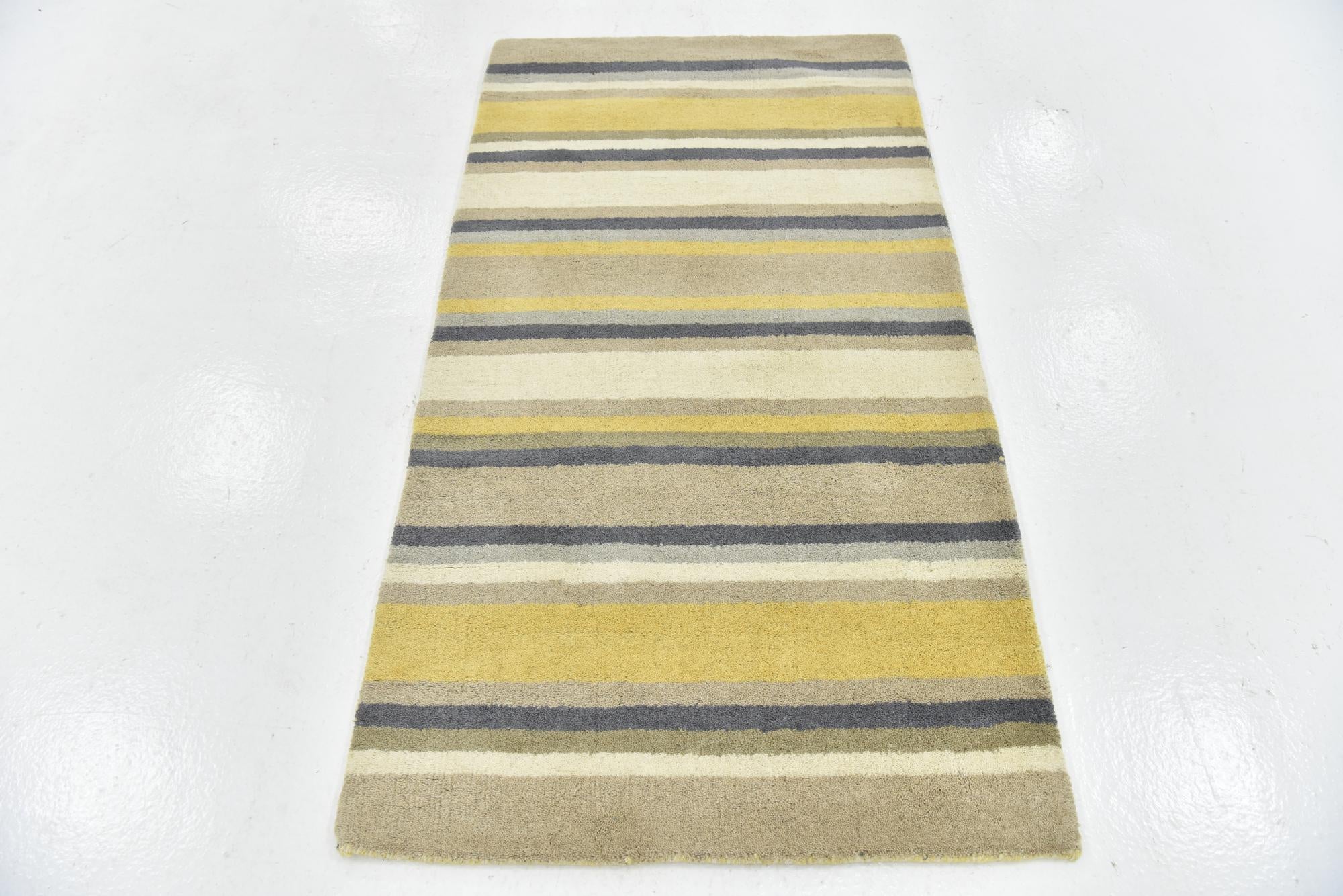 2' 8 x 4' 10 Luna Wool Rug