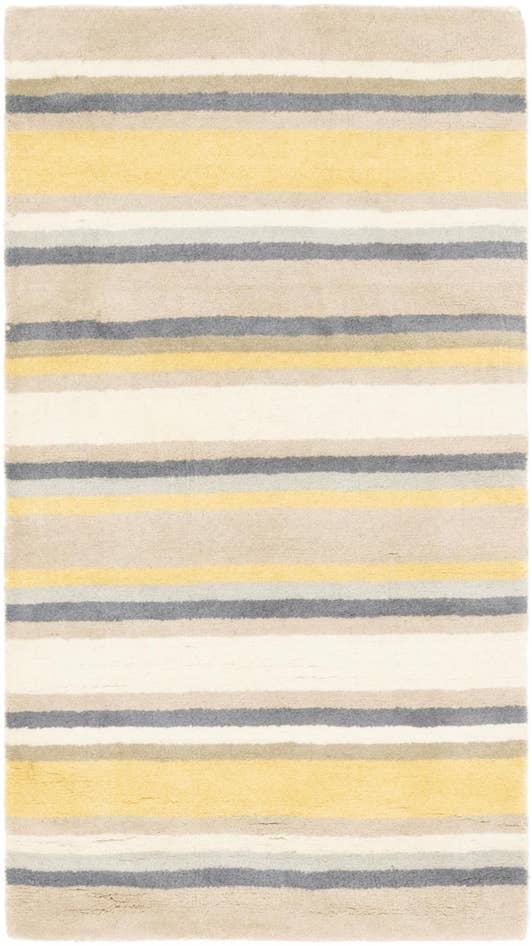 Detail image of 2' 8 x 4' 10 Luna Wool Rug