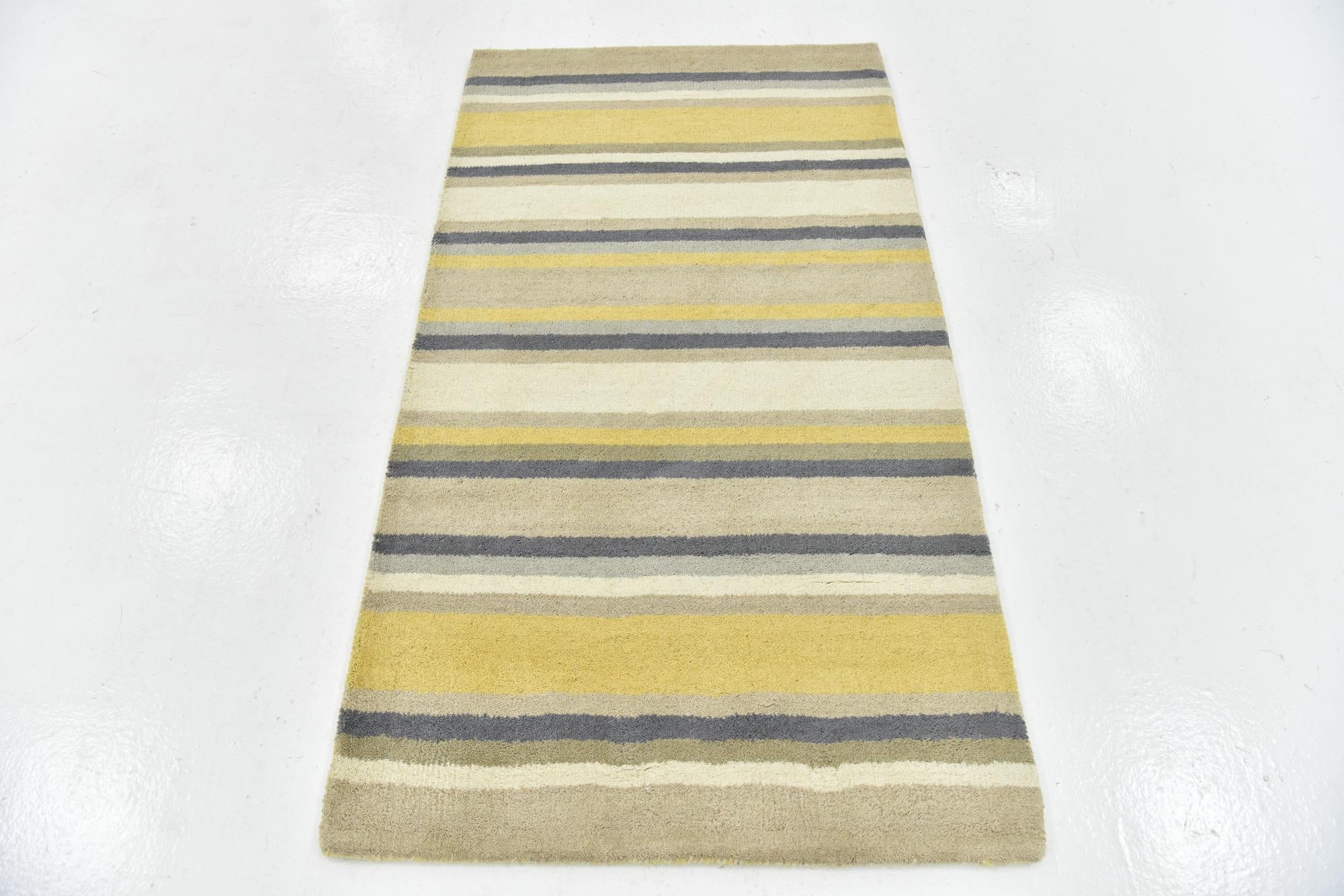 2' 8 x 5' Luna Wool Rug
