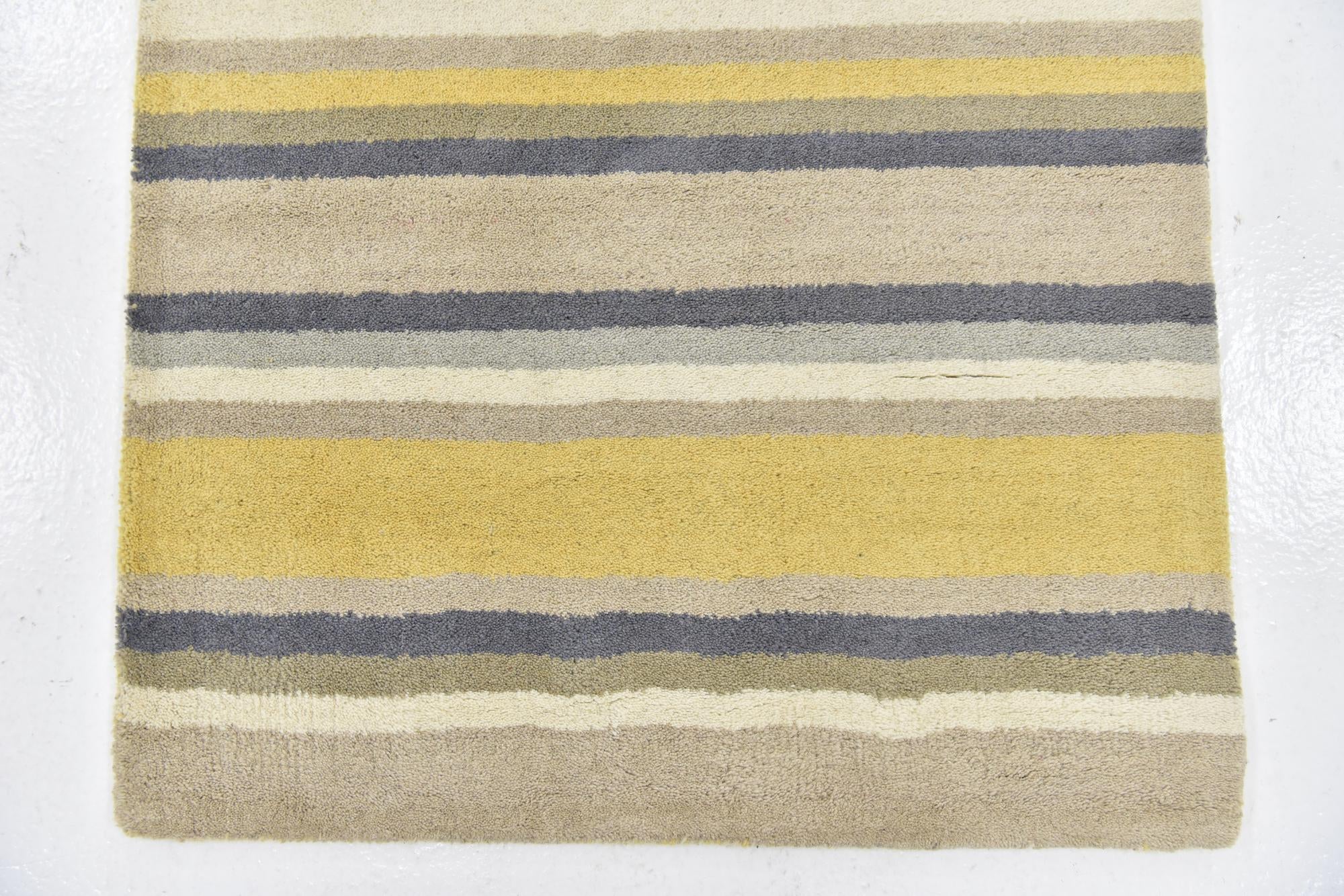 2' 8 x 5' Luna Wool Rug