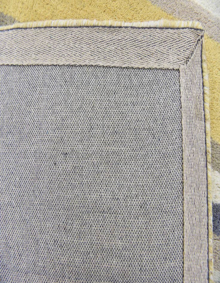 Detail image of 2' 8 x 5' Luna Wool Rug