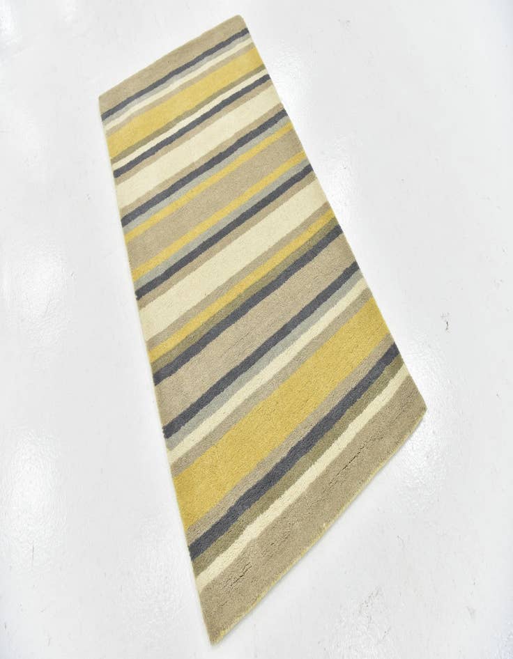 Detail image of 2' 8 x 5' Luna Wool Rug