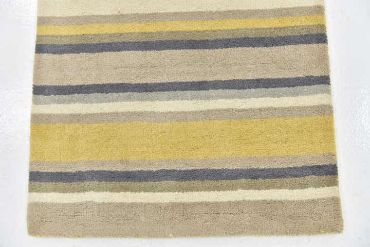 2' 8 x 5' Luna Wool Rug