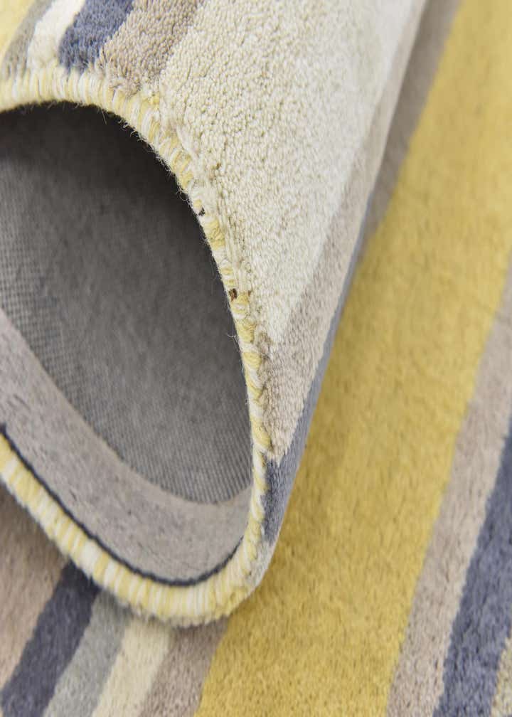 2' 8 x 5' Luna Wool Rug