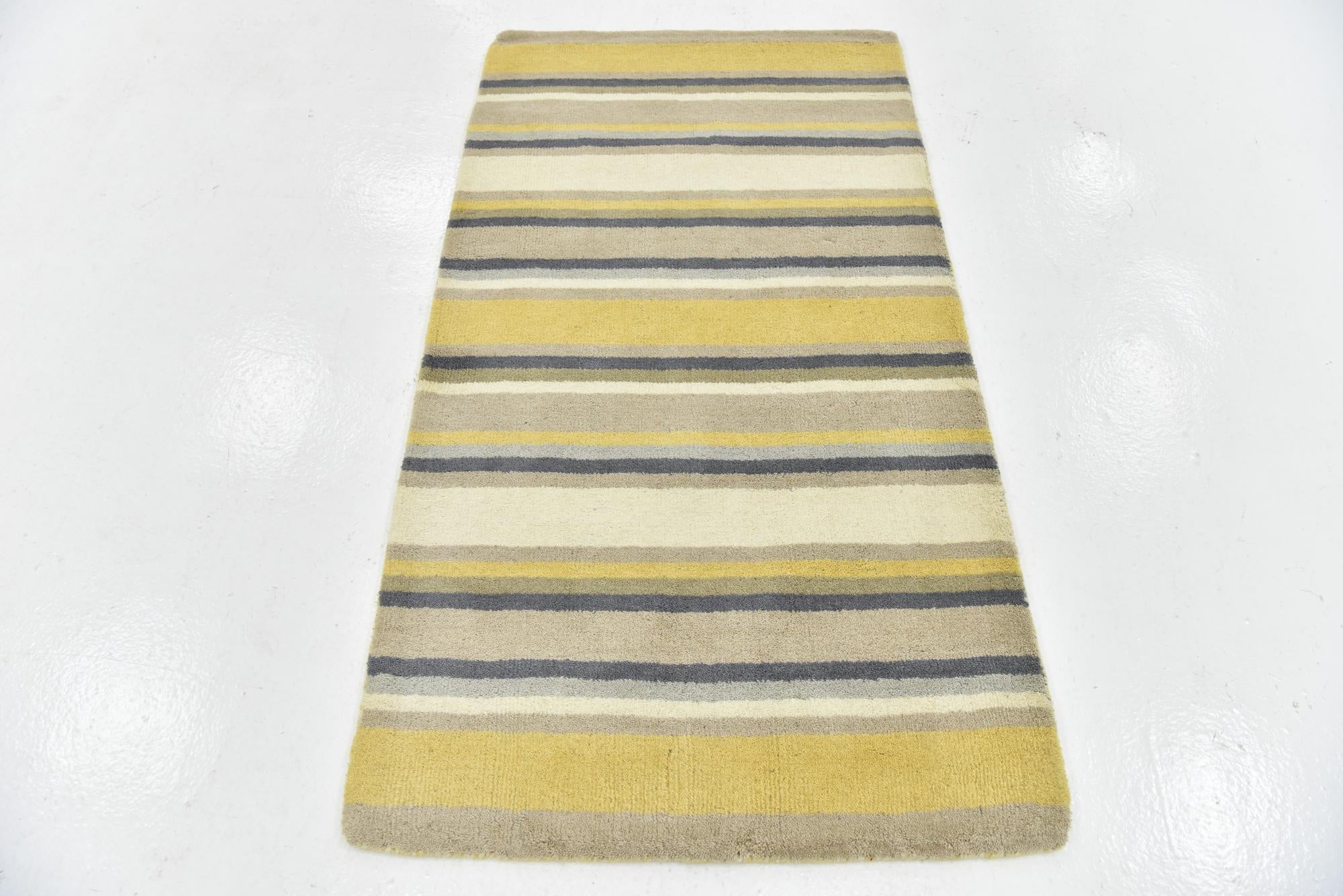 2' 8 x 5' Luna Wool Rug