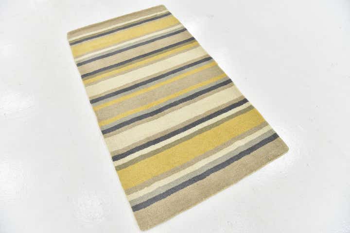 2' 8 x 4' 10 Luna Wool Rug
