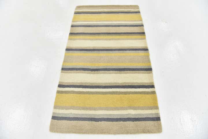 2' 8 x 4' 10 Luna Wool Rug