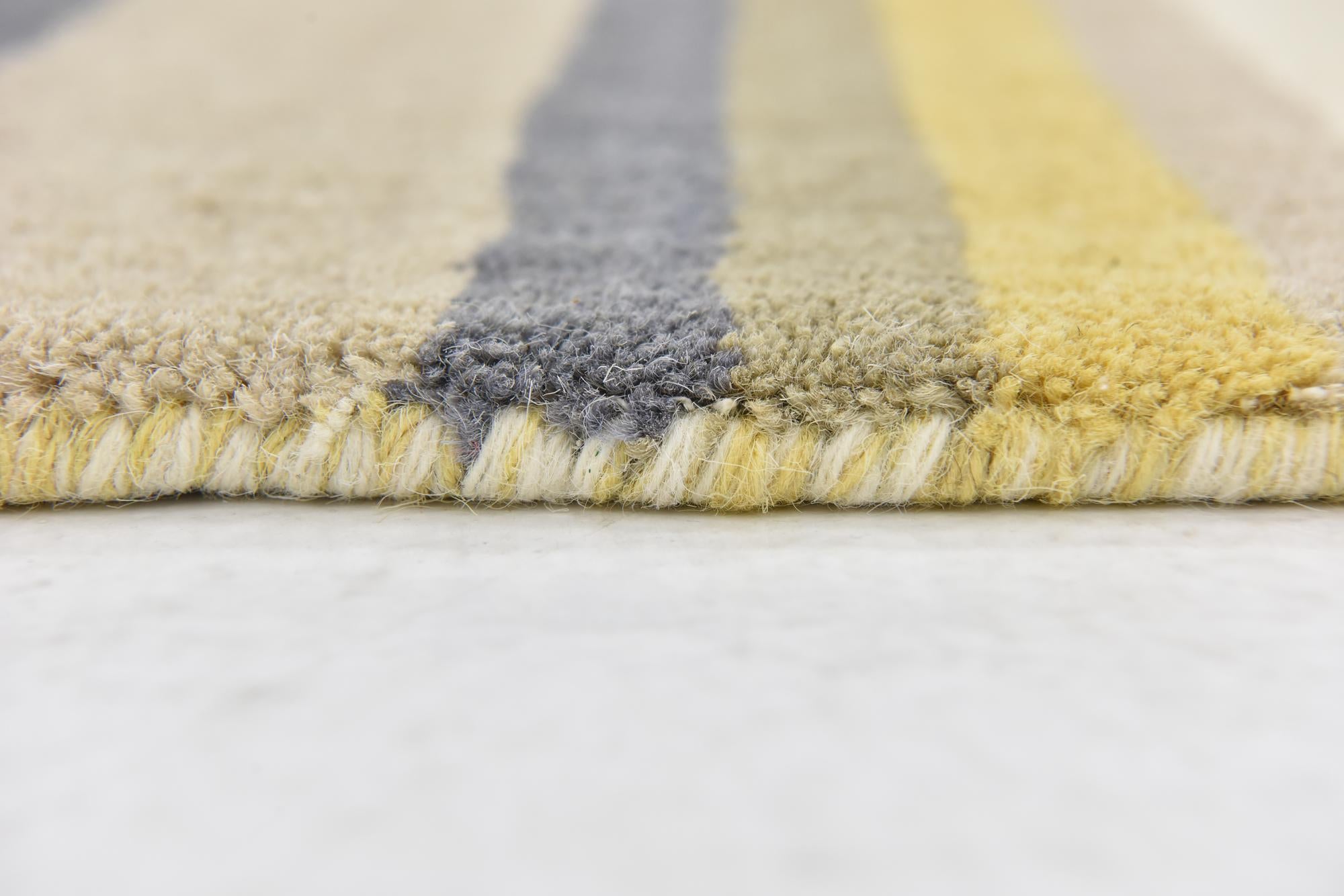 2' 8 x 4' 10 Luna Wool Rug