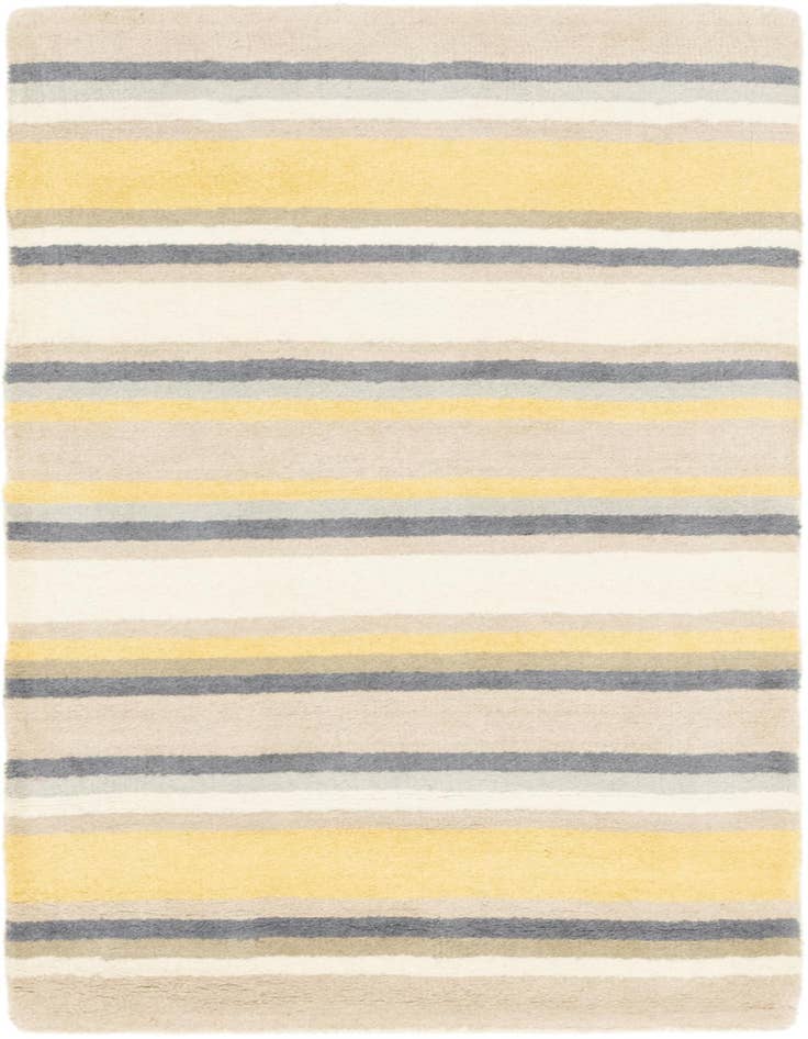 Detail image of 2' 8 x 4' 10 Luna Wool Rug