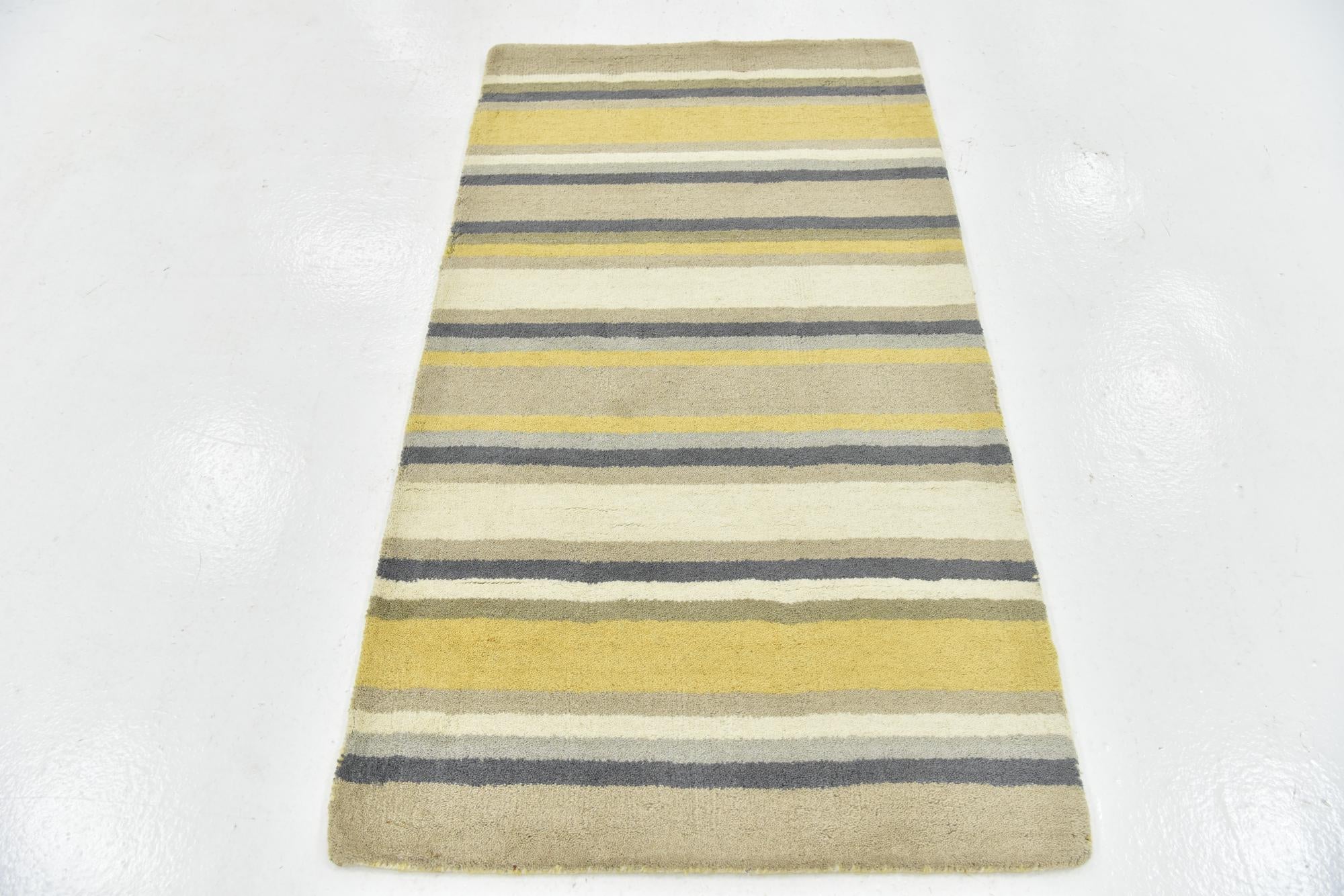 2' 9 x 4' 10 Luna Wool Rug
