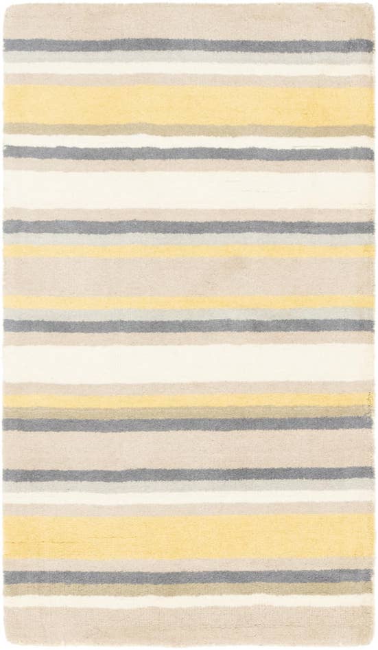 Detail image of 2' 9 x 4' 10 Luna Wool Rug
