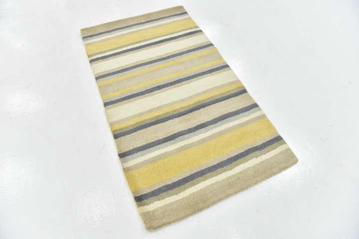 2' 8 x 4' 10 Luna Wool Rug