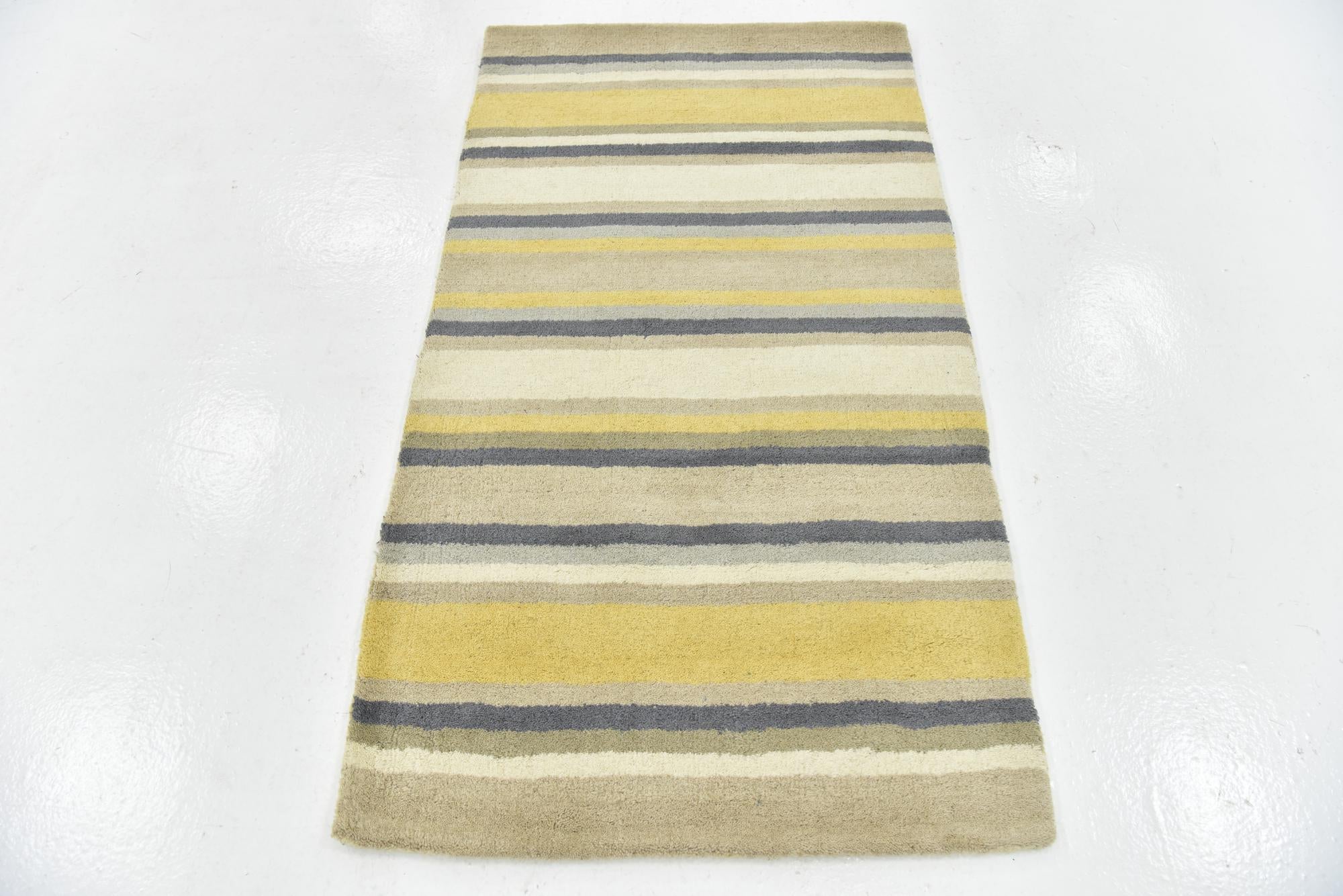 2' 8 x 4' 10 Luna Wool Rug