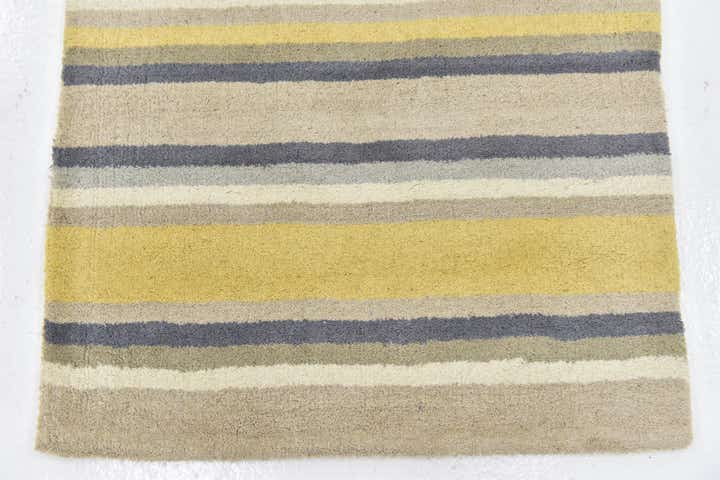 2' 8 x 4' 10 Luna Wool Rug