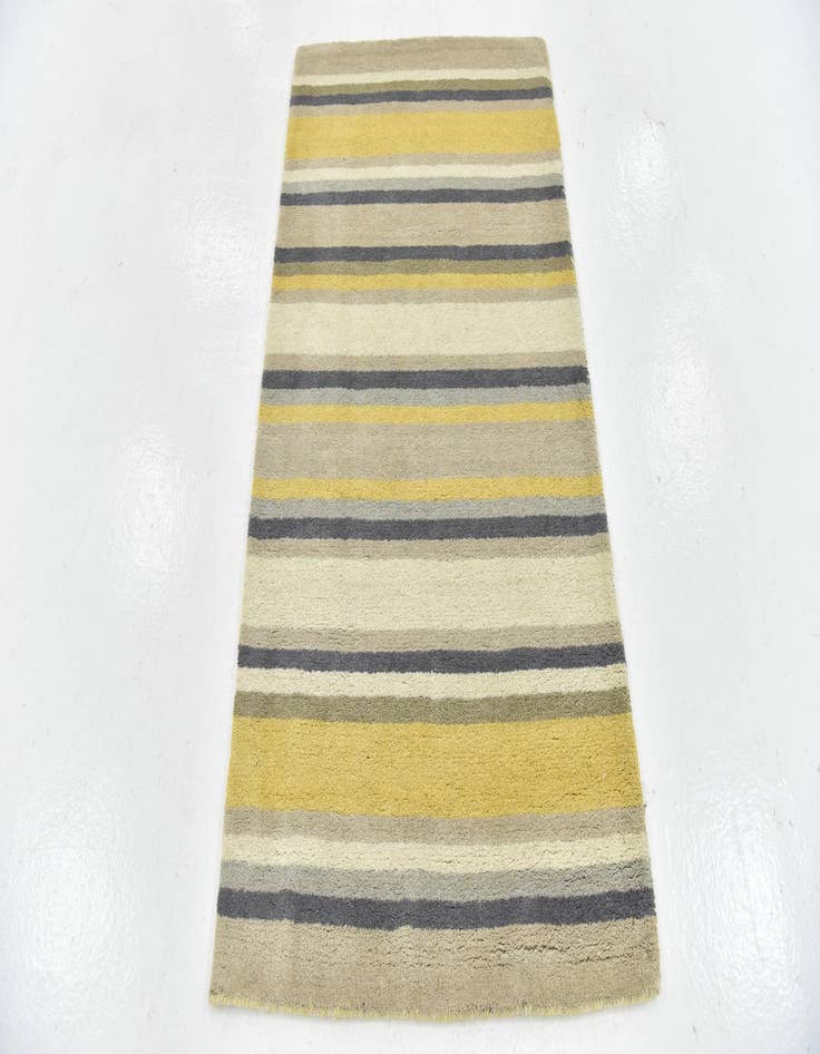 Detail image of 2' 8 x 4' 10 Luna Wool Rug