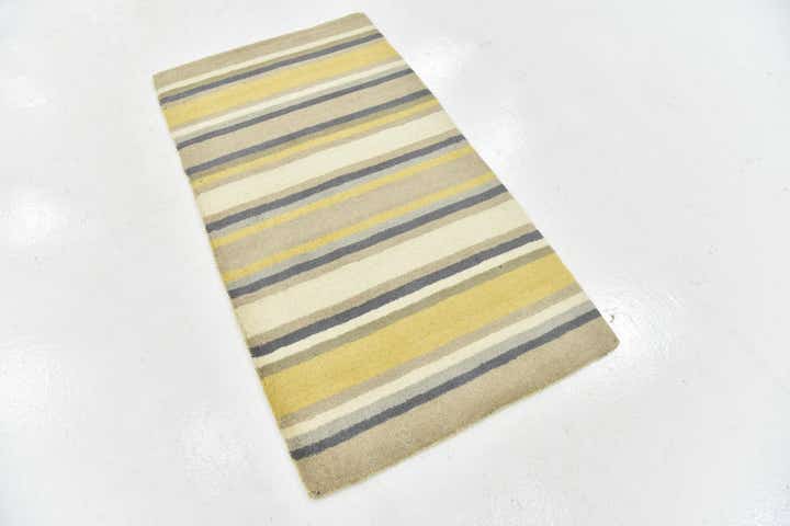 2' 8 x 4' 10 Luna Wool Rug