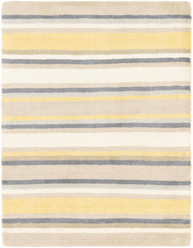 Detail image of 2' 8 x 4' 10 Luna Wool Rug