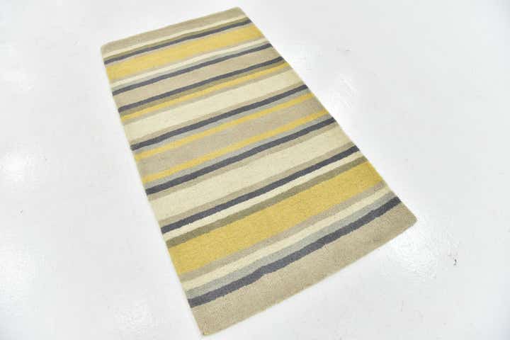 2' 8 x 4' 10 Luna Wool Rug