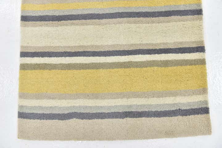 2' 8 x 4' 10 Luna Wool Rug
