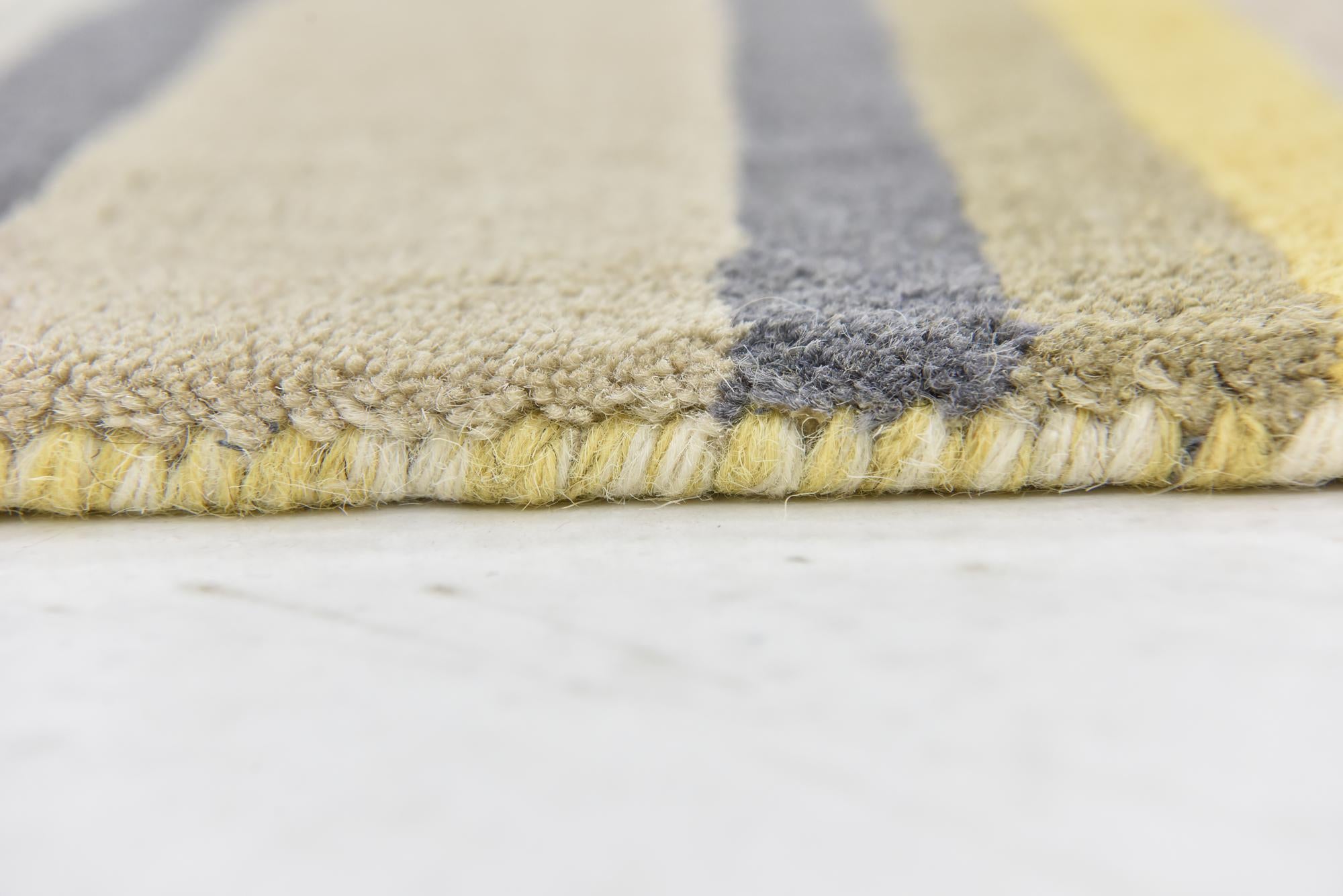 2' 8 x 4' 10 Luna Wool Rug