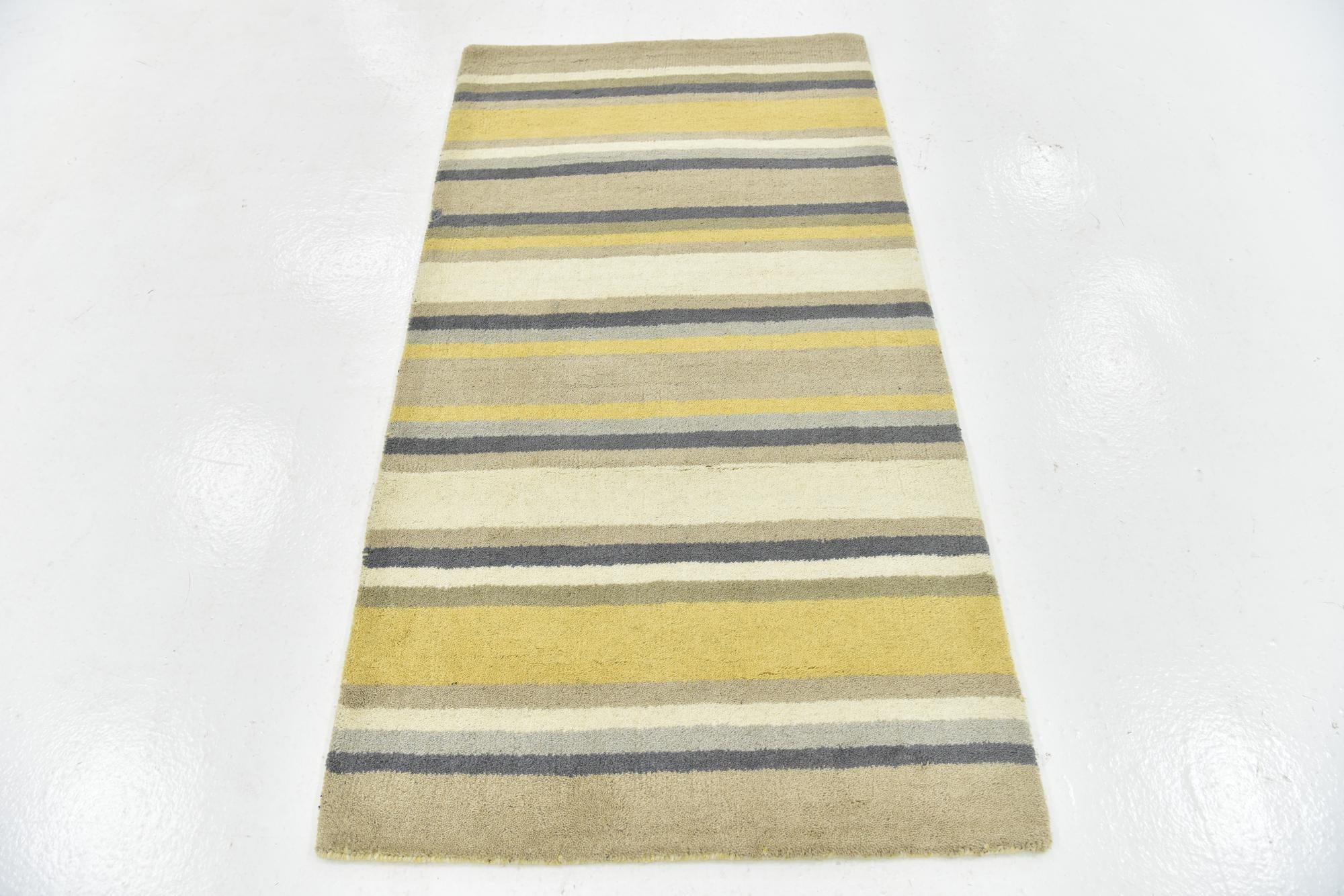 2' 8 x 5' Luna Wool Rug