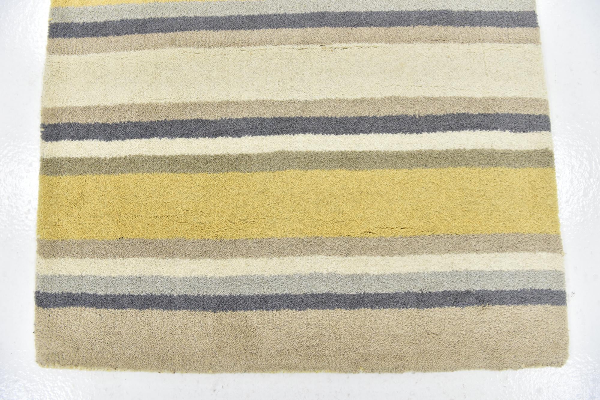 2' 8 x 5' Luna Wool Rug