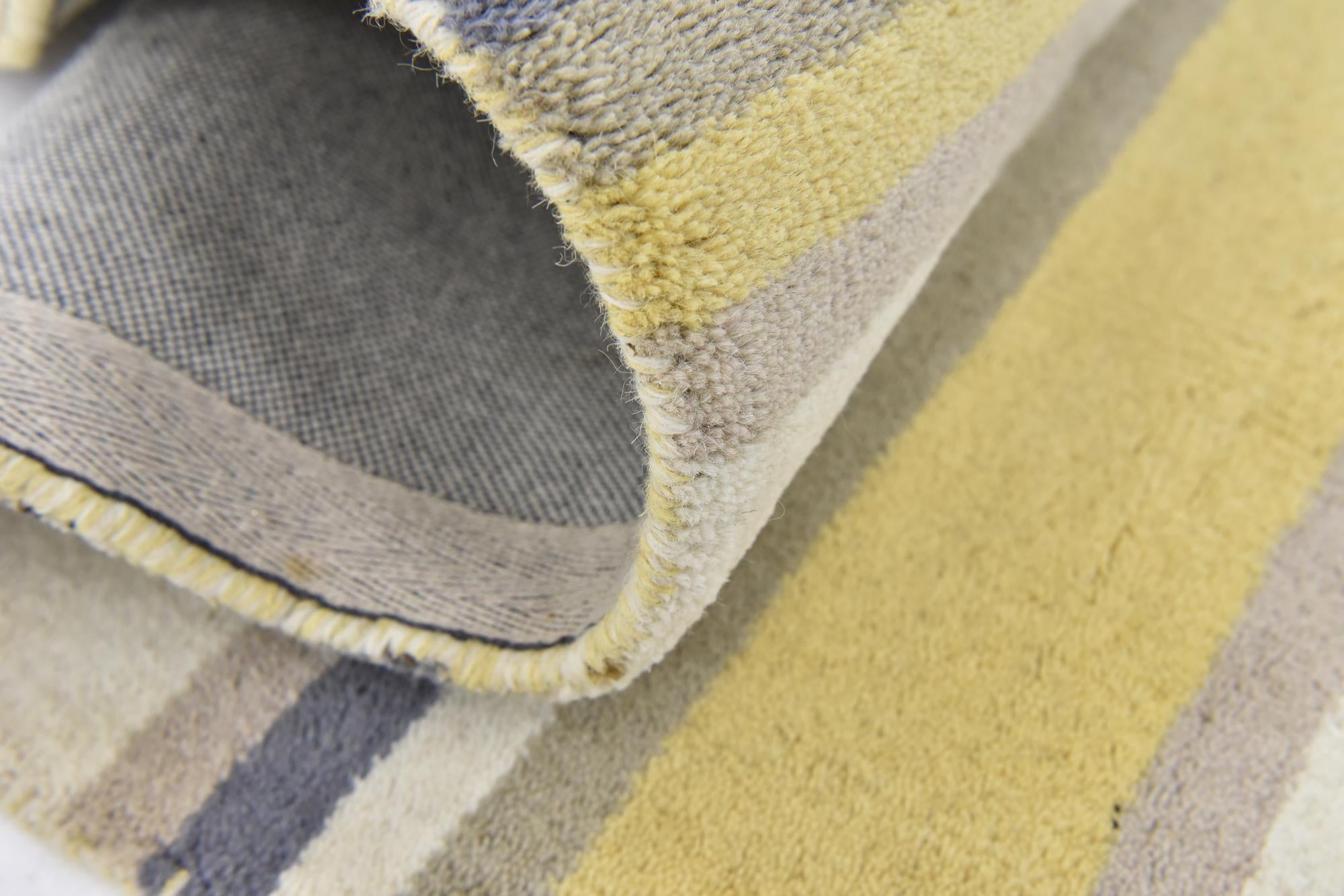 2' 8 x 5' Luna Wool Rug