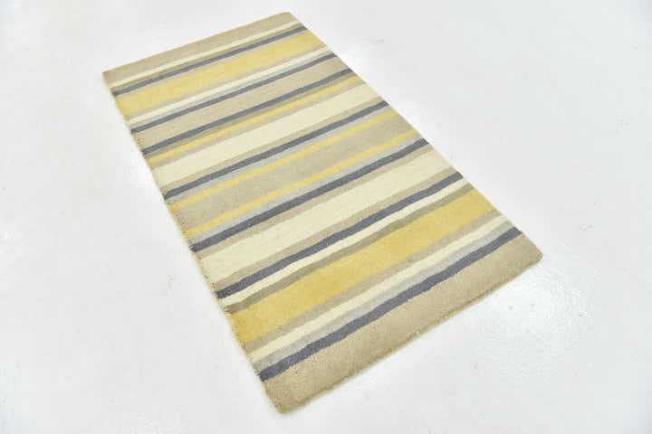 2' 8 x 4' 10 Luna Wool Rug
