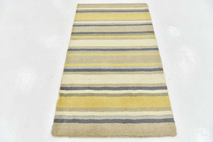 2' 8 x 4' 10 Luna Wool Rug