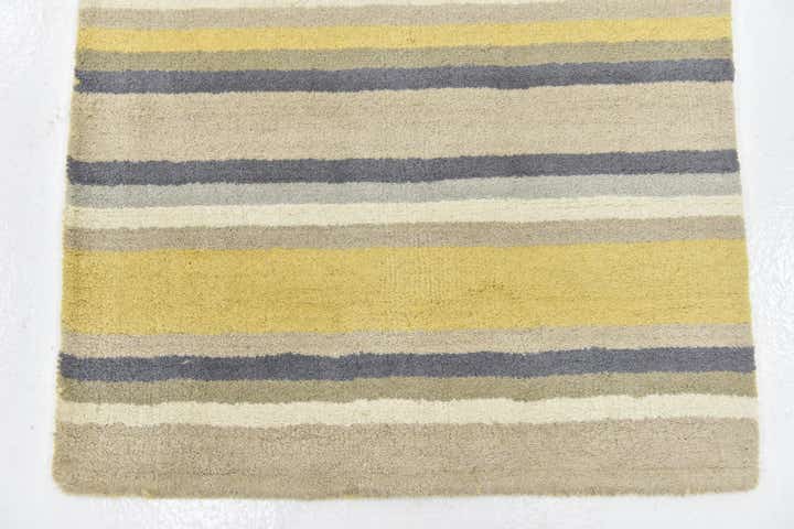 2' 8 x 4' 10 Luna Wool Rug