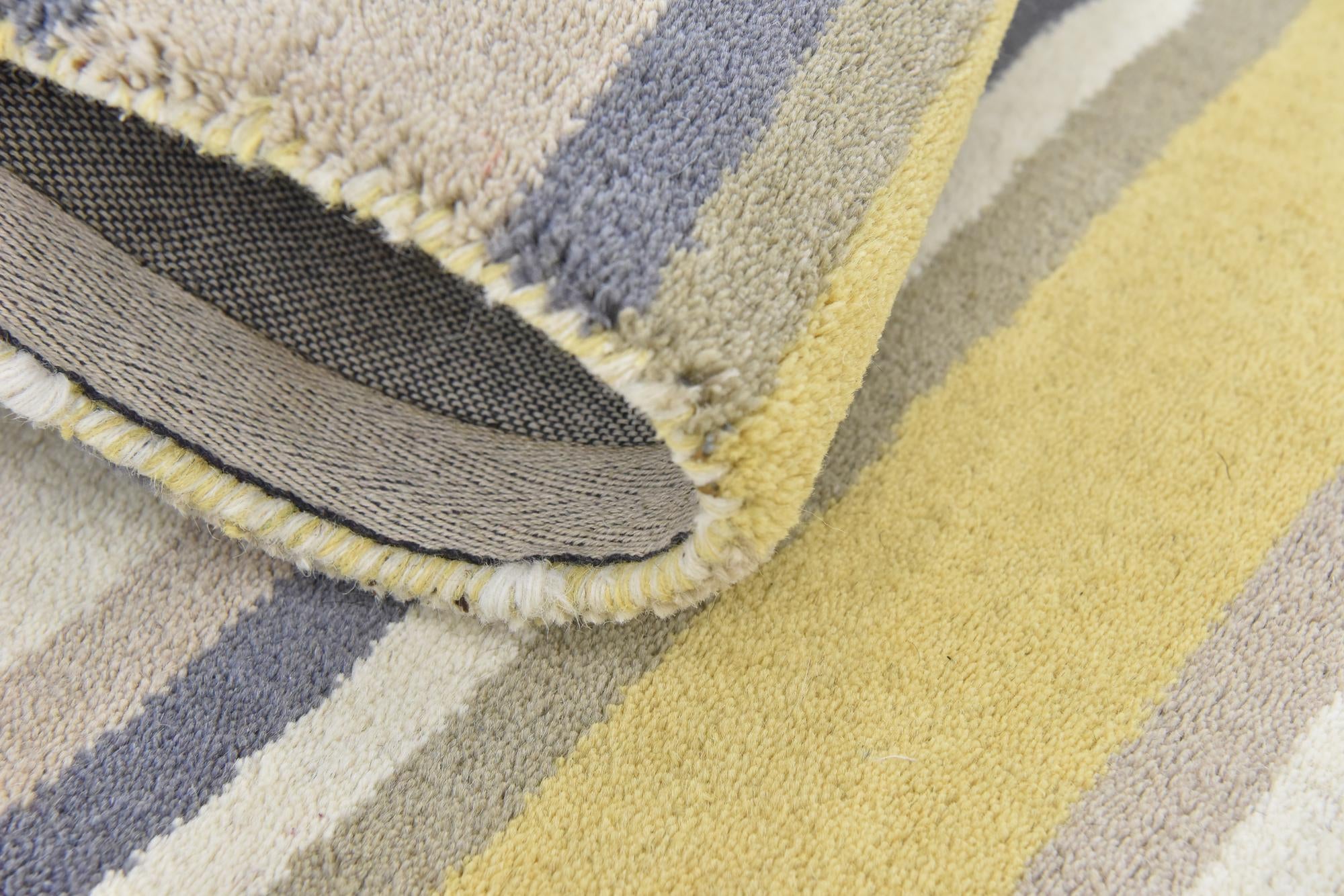 2' 9 x 4' 10 Luna Wool Rug