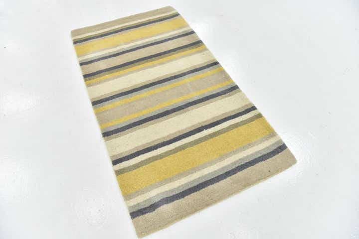 2' 8 x 4' 10 Luna Wool Rug