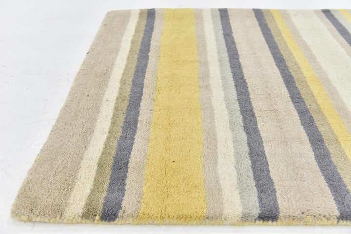 2' 8 x 4' 10 Luna Wool Rug