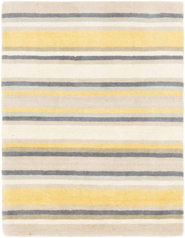 Detail image of 2' 8 x 4' 10 Luna Wool Rug
