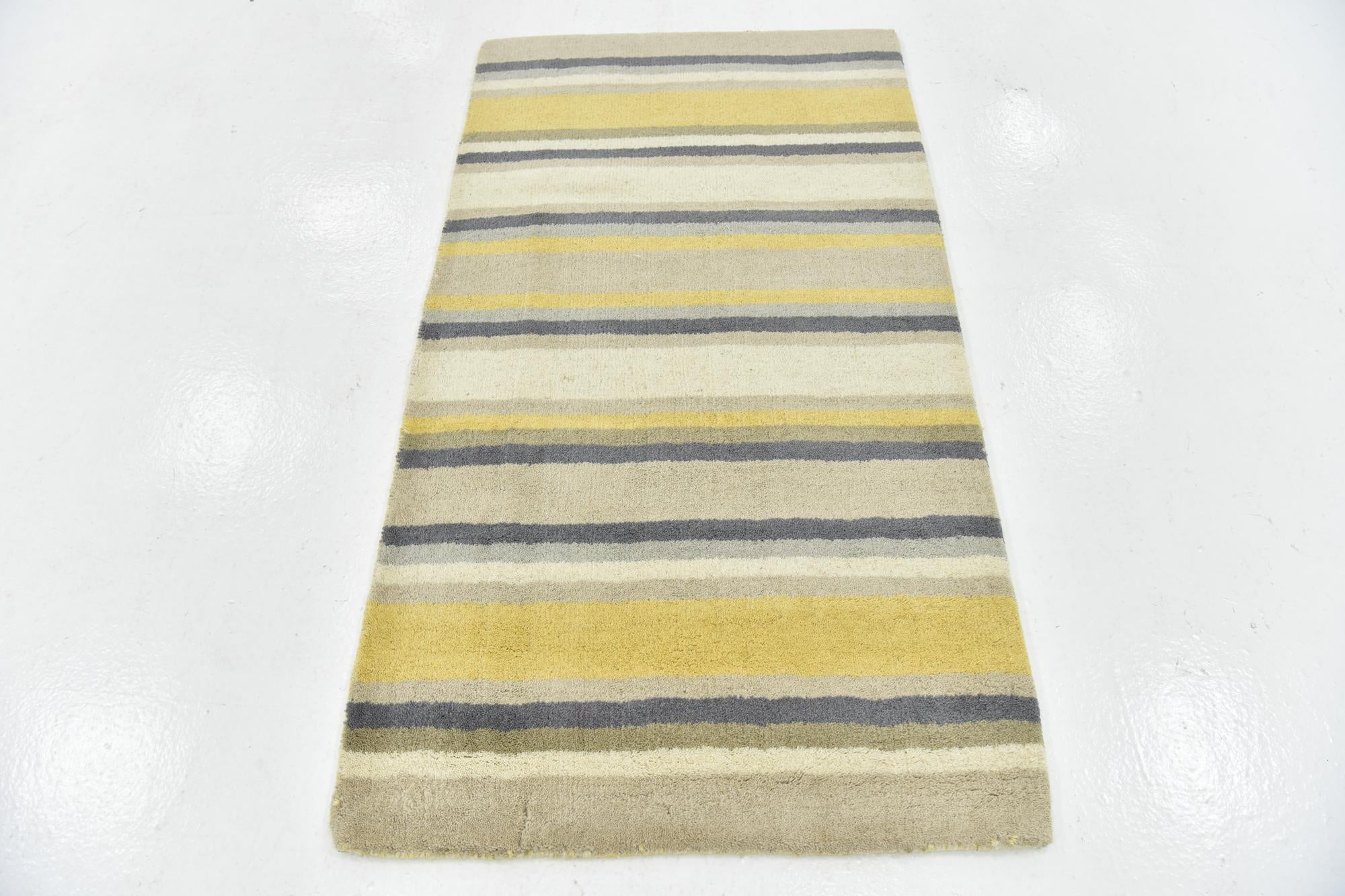 2' 8 x 5' Luna Wool Rug