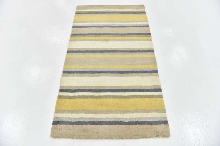 2' 8 x 4' 10 Luna Wool Rug